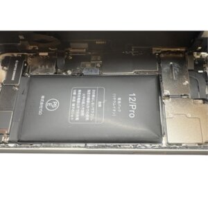 iPhone 12 Pro 膨張バッテリー交換