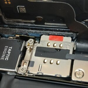 iPhone 13の水没修理