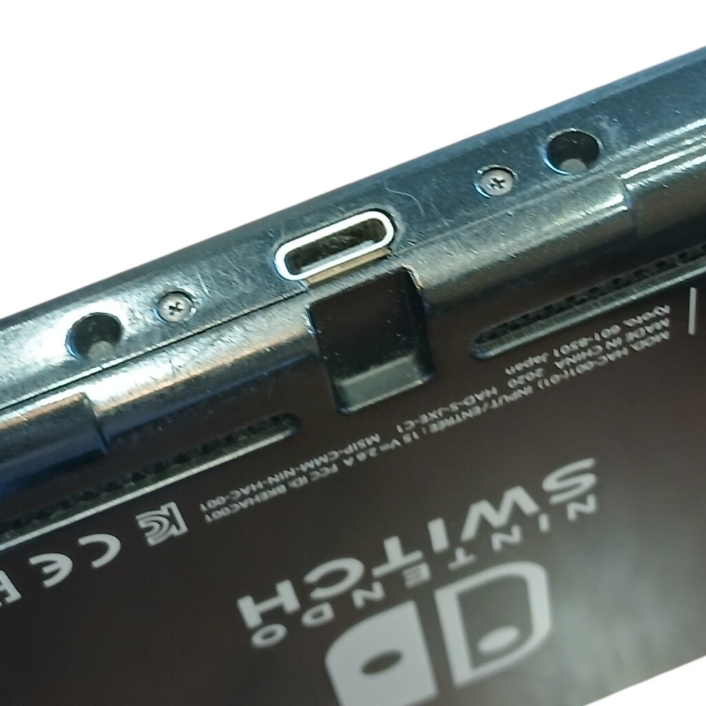 【充電ができない】Nintendo Switch ドックコネクタ―修理・久慈市より来店