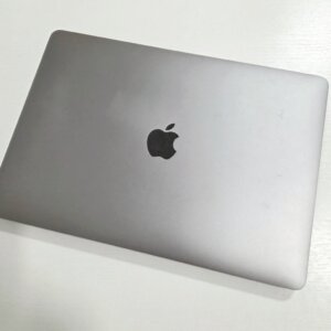 MacBook バッテリー交換