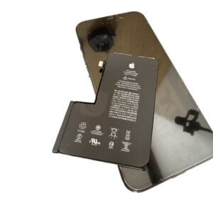 iPhone12ProMax　バッテリー交換修理
