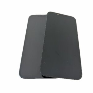 【即日修理！！！！】iPhone13　液晶交換