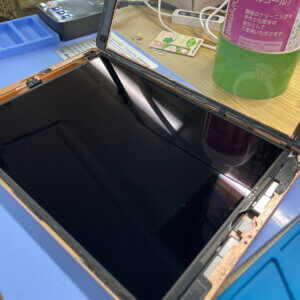 iPad8 液晶交換修理| あきる野市油平| iPad修理もご予約対応致します！