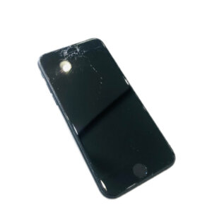 iPhoneSE2（第2世代）　フロントパネル交換