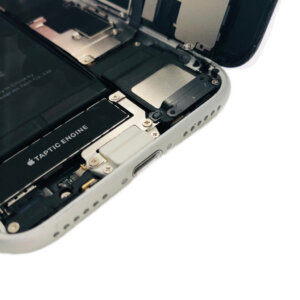 iPhoneSE2 ライトニング交換（充電不良）