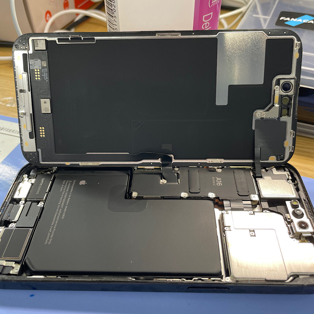 iPhone14ProMax バッテリー交換| 西多摩郡日ノ出町平井|  iPhoneの電池交換なら飛び込み、即日30分にて対応いたします！