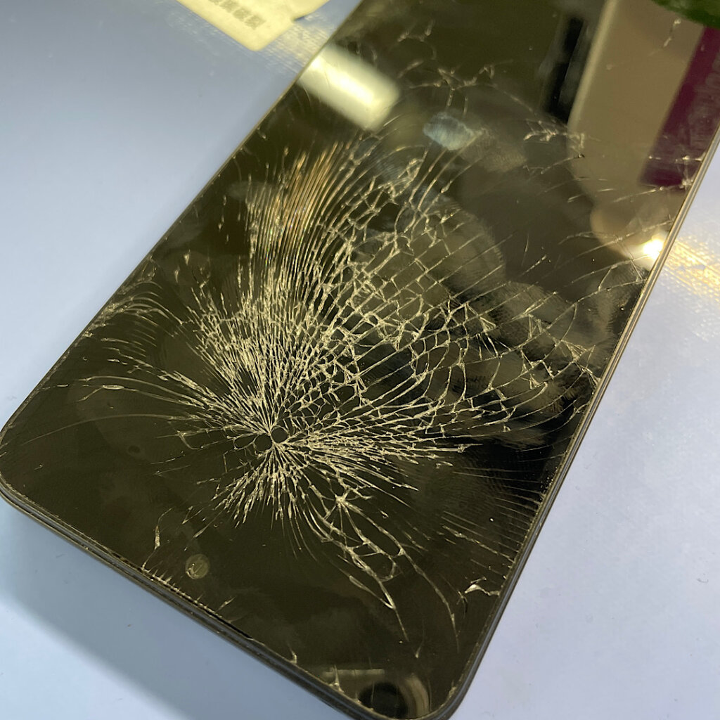 Xiaomi Redmi 14C 落下破損 液晶交換修理 |西多摩郡日ノ出町大久野| アンドロイド携帯修理もご相談ください‼︎