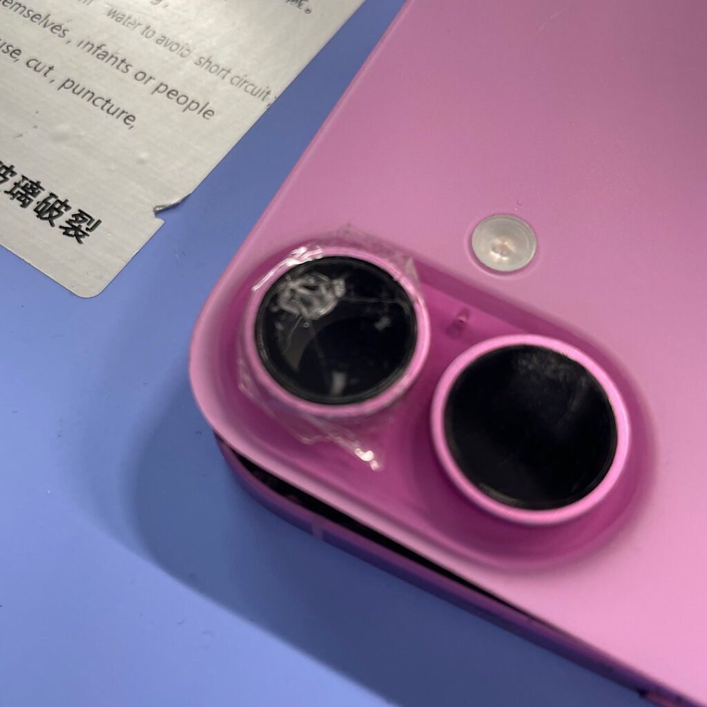 iPhone16Plus カメラレンズ破損修理| 立川市| カメラレンズ修理も即日修理対応しております!どうぞお問い合わせ下さい!!