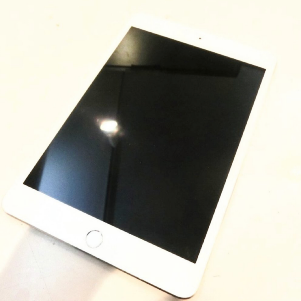 iPad 液晶交換 修理|あきる野市上代継｜iPad故障はご予約で当日に交換修理が出来ます！