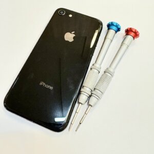 【バッテリー劣化】iPhoneSE3 バッテリー交換修理・一戸町より来店