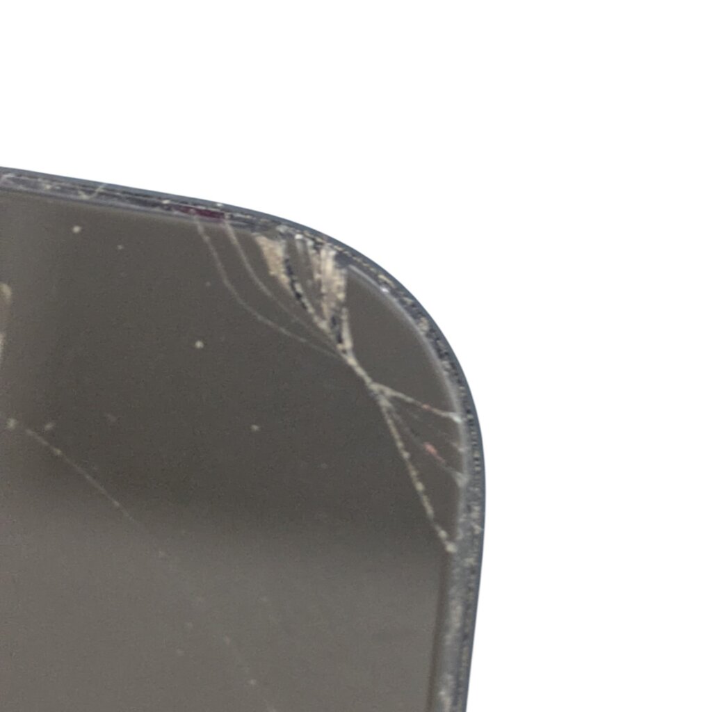 iPhoneSE3　フロントパネル交換