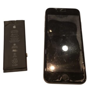 iPhone 8 Plus バッテリー交換修理