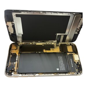 【即日修理】 iPhoneSE3 水没修理
