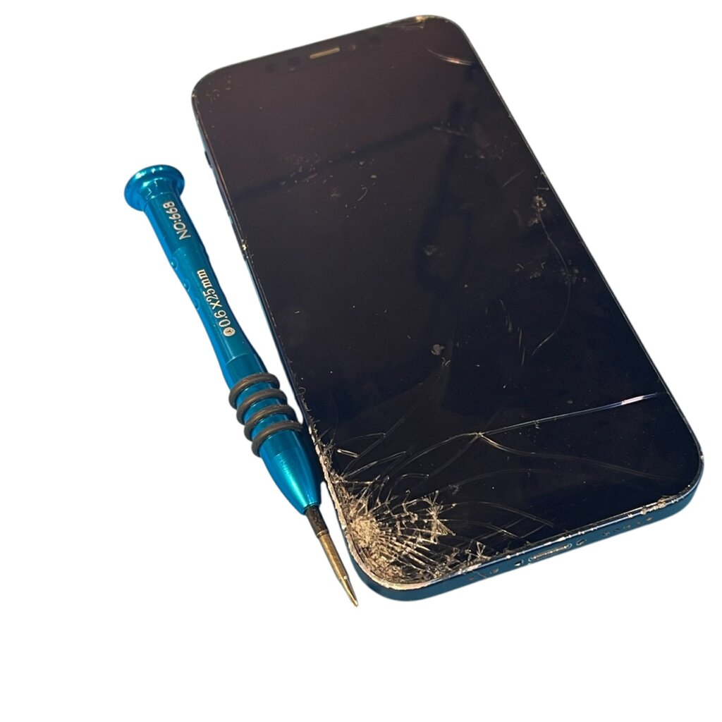 【画面割れ 即日修理！】iPhone13 パネル交換