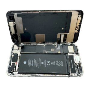 iPhoneSE2 水没修理