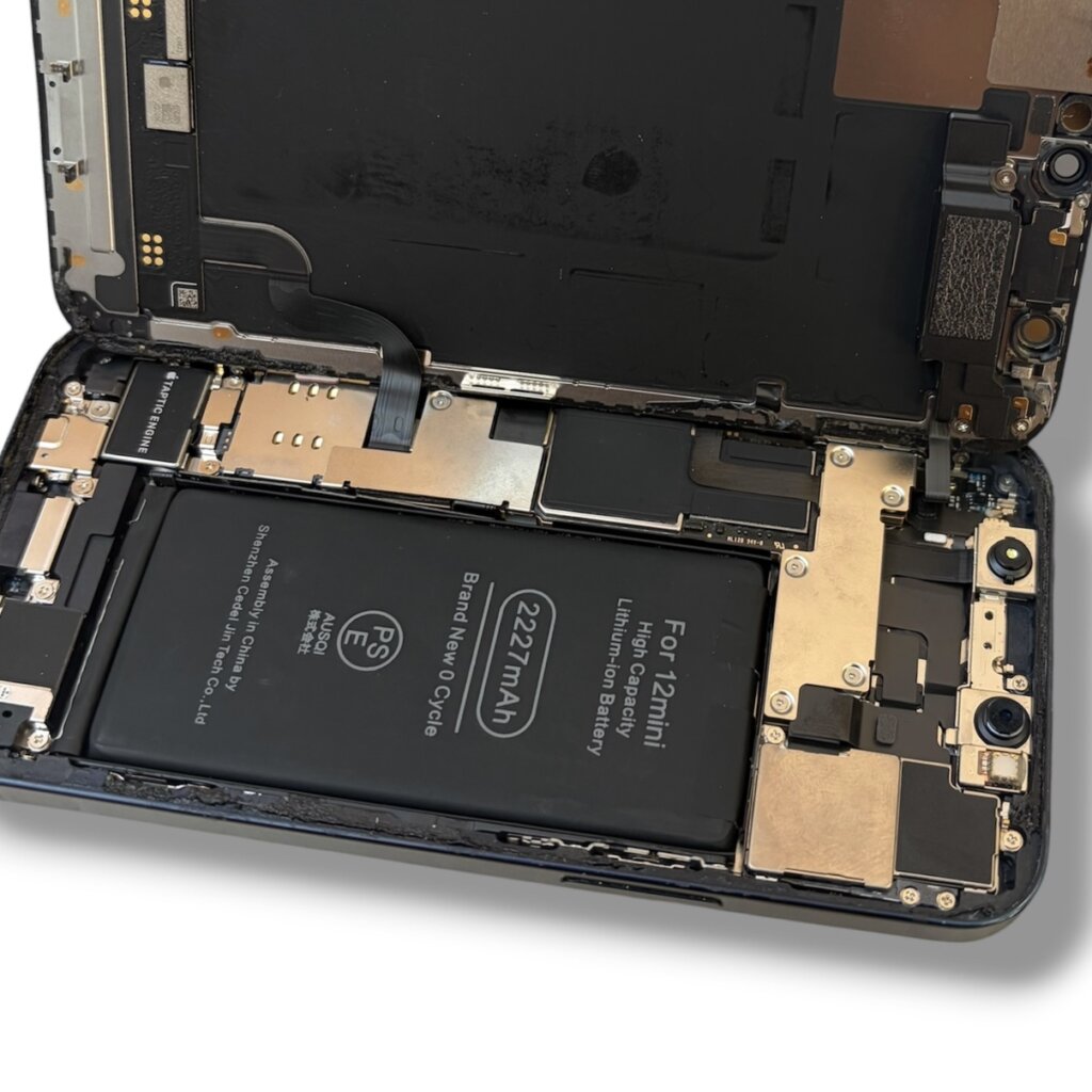 iPhone12mini バッテリー交換